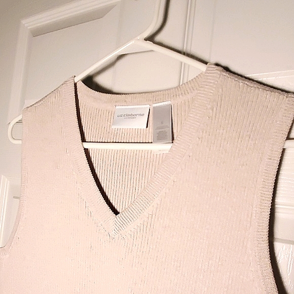 NWT Liz Claiborne Lizsport Knit Vest - Picture 4 of 5